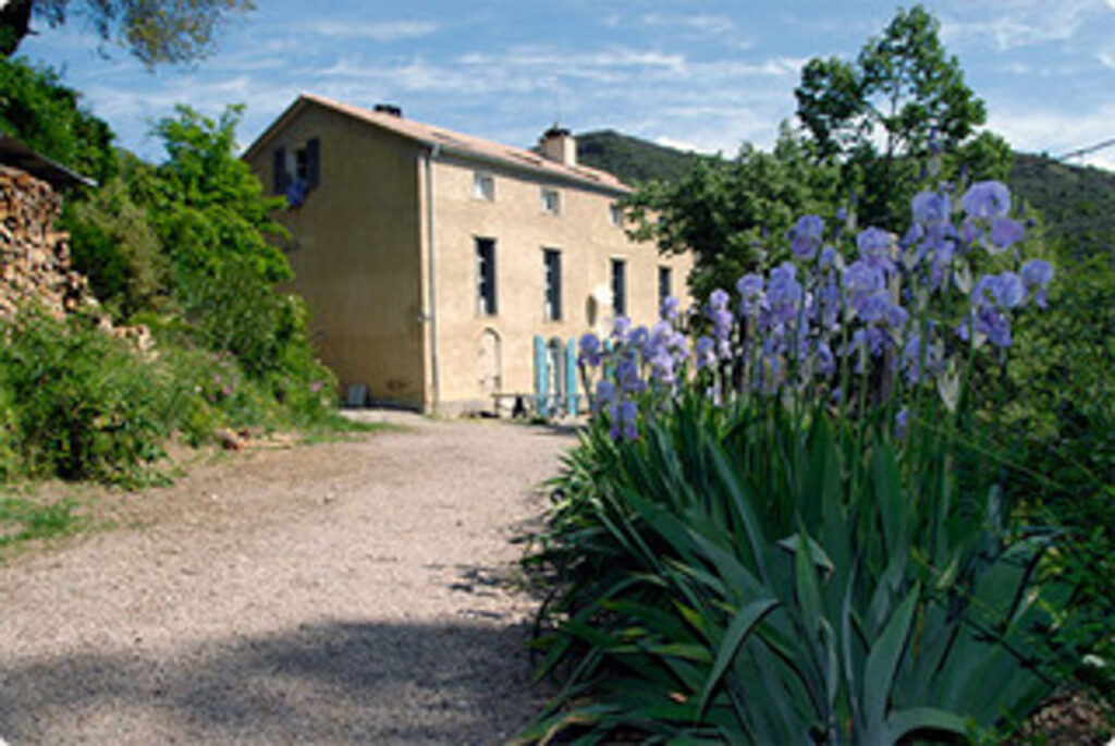Pietragiolu Haupthaus mit Iris